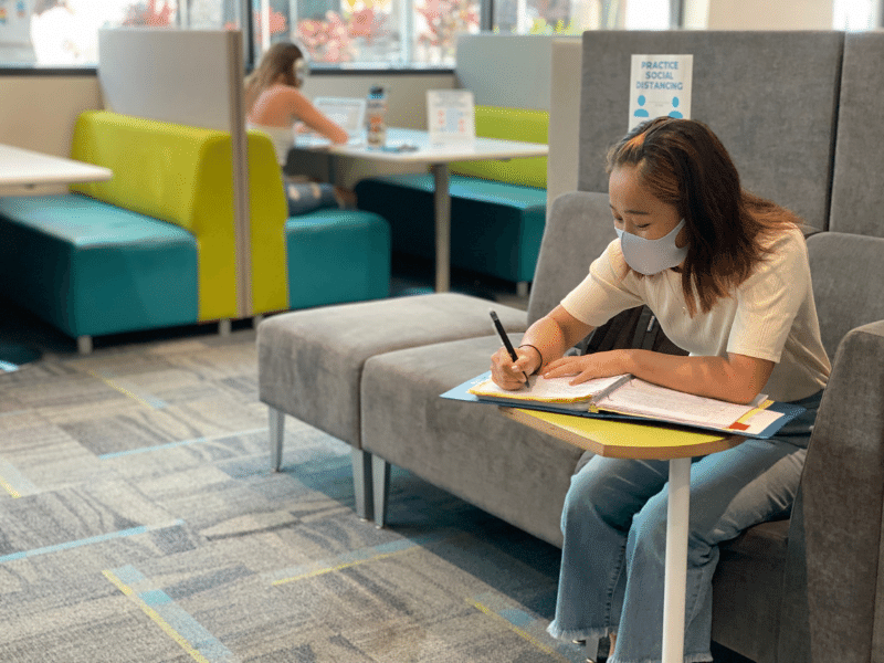 Student in Learning Commons