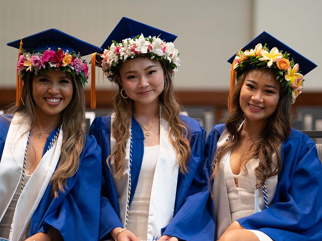 HPU graduates celebrate at fall 2022 graduation