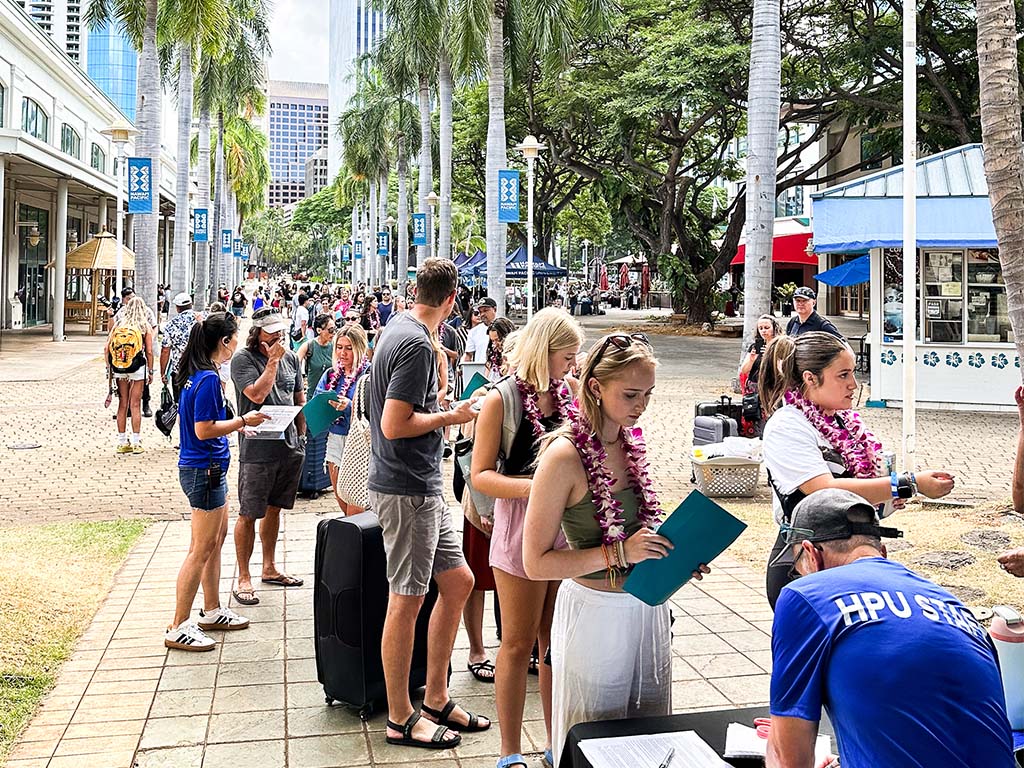 HPU students checked into their residences at Aloha Tower Marketplace