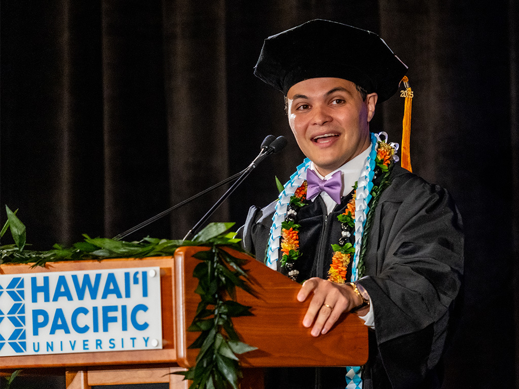 Graduate valedictory speaker Joshua Fontaine