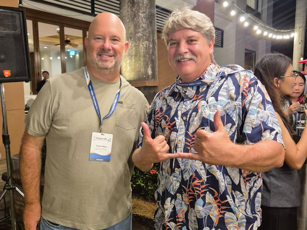 OI of HPU's Dustin Moss, Ph.D., and Shaun Moss, Ph.D., in Thailand for TARS 2025, an international conference focused on the Asian shrimp farming industry