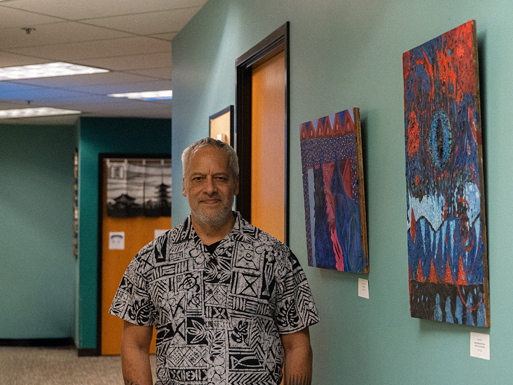 Professor Pete Britos teaches global cinema, global media studies, creative narrative production, global documentary, feature film screenwriting, cinematography, and photography at HPU