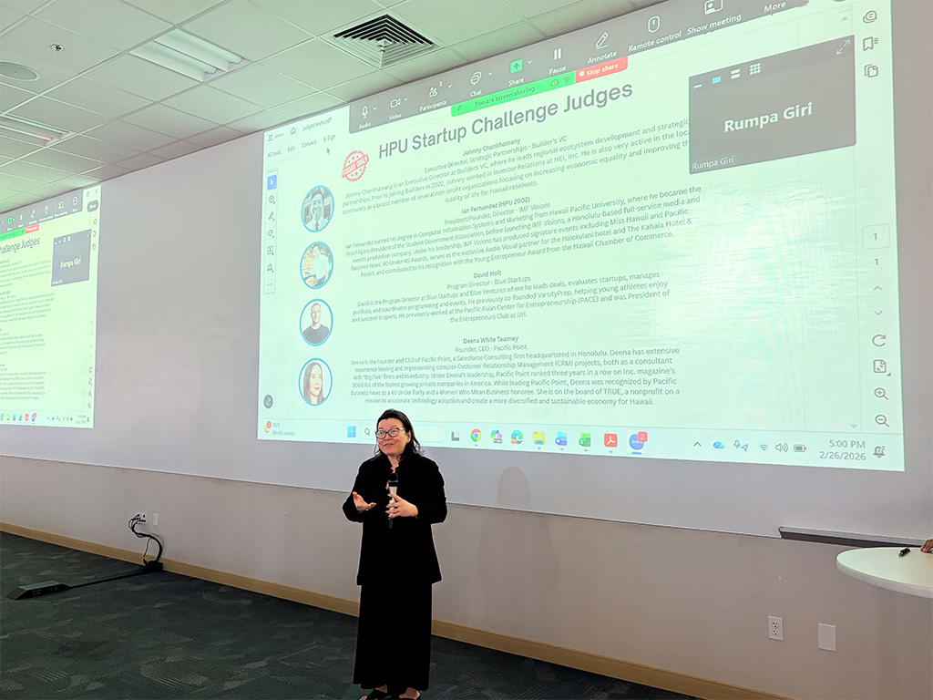 HPU College of Business Dean Amy Nguyen-Chyung