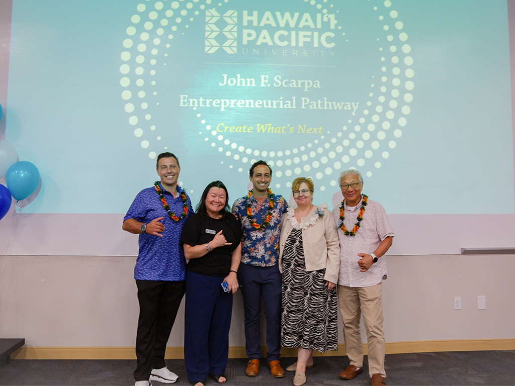 Pictured from left: Makerspace competition judge Ben Eger, HPU Dean of the College of Business Amy Nguyen-Chyung, Chris Hissom, and competition judges Minna Lethi and Paul Gene