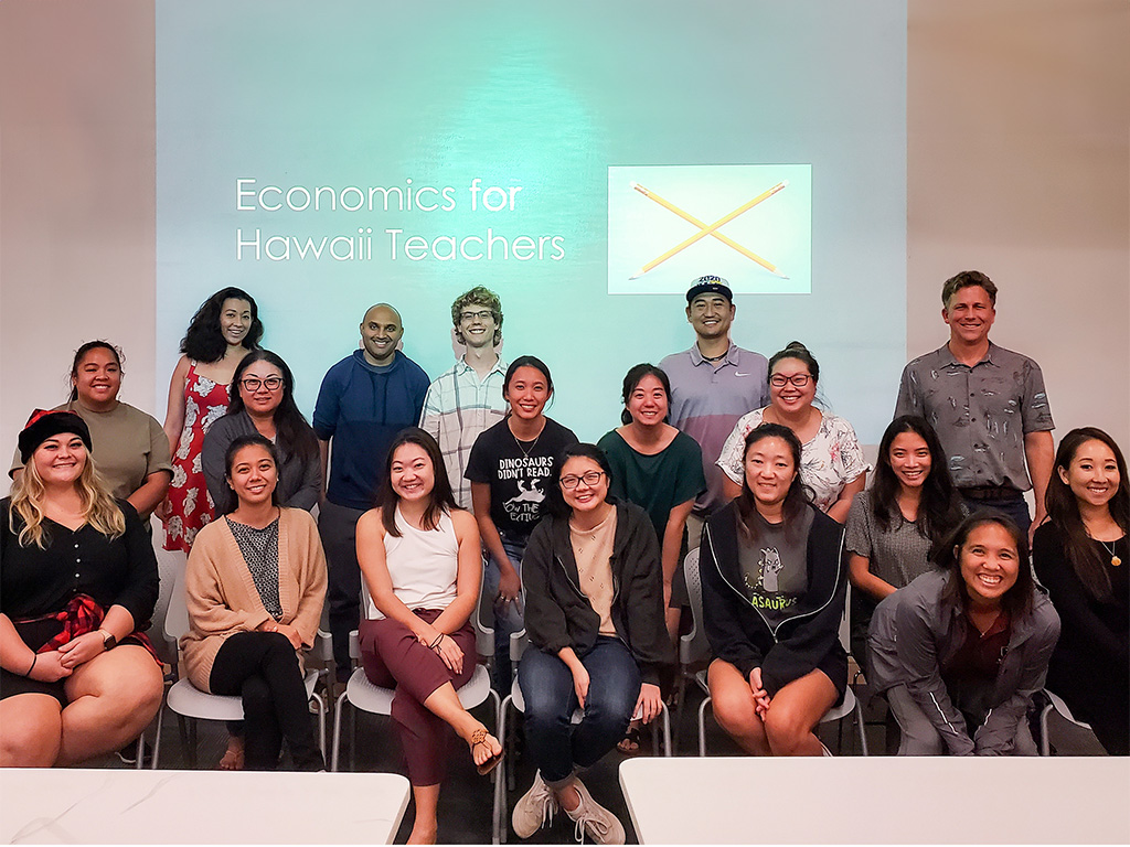 Students in the Economics for Hawai'i Teachers course with Gerard Derecks (top row, far-right)