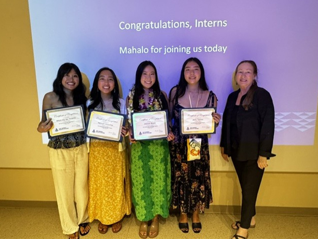 HPU nursing students participated in the Queen's internship program this summer
