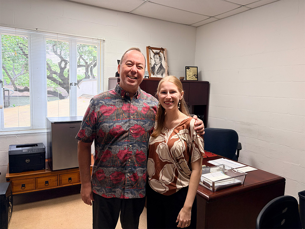 Morgan Cassens and Hawaiian Mission Houses Executive Director Peter Daniels